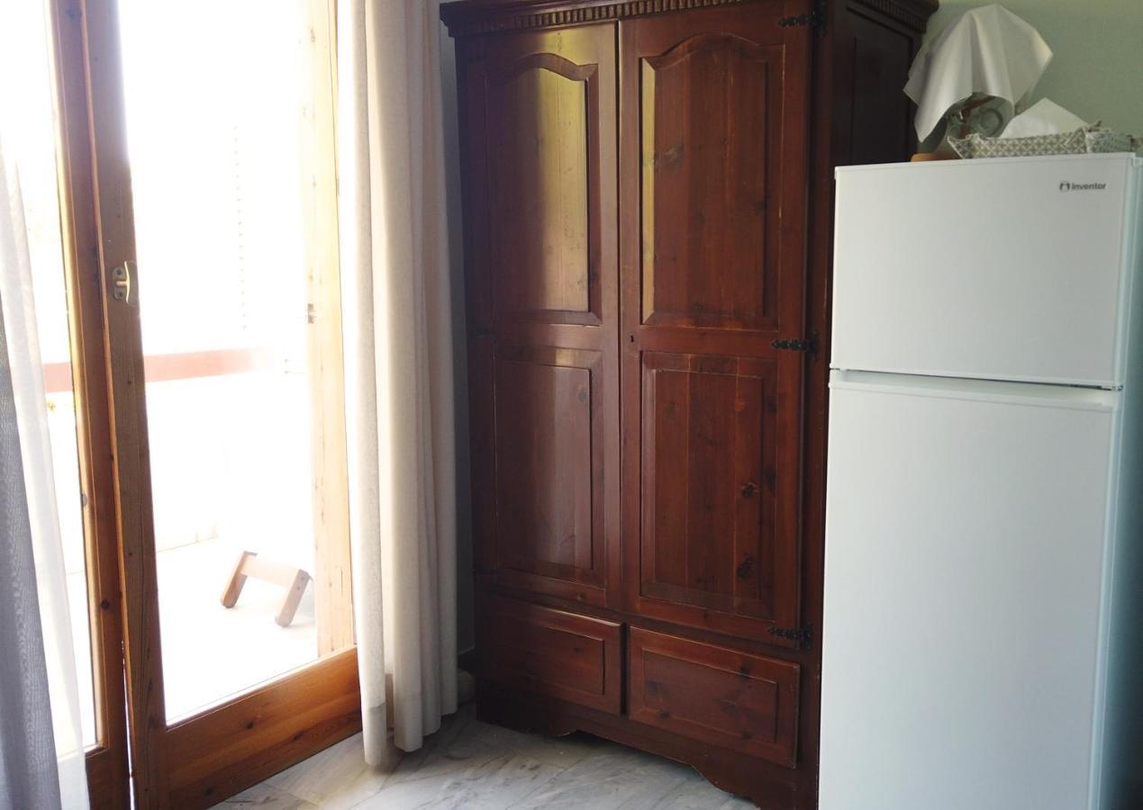 Fistiki Rooms Agia Marina  Dış mekan fotoğraf